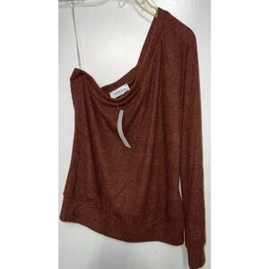 NWT Gilli One Sleeve Sweater Rusty Brown M